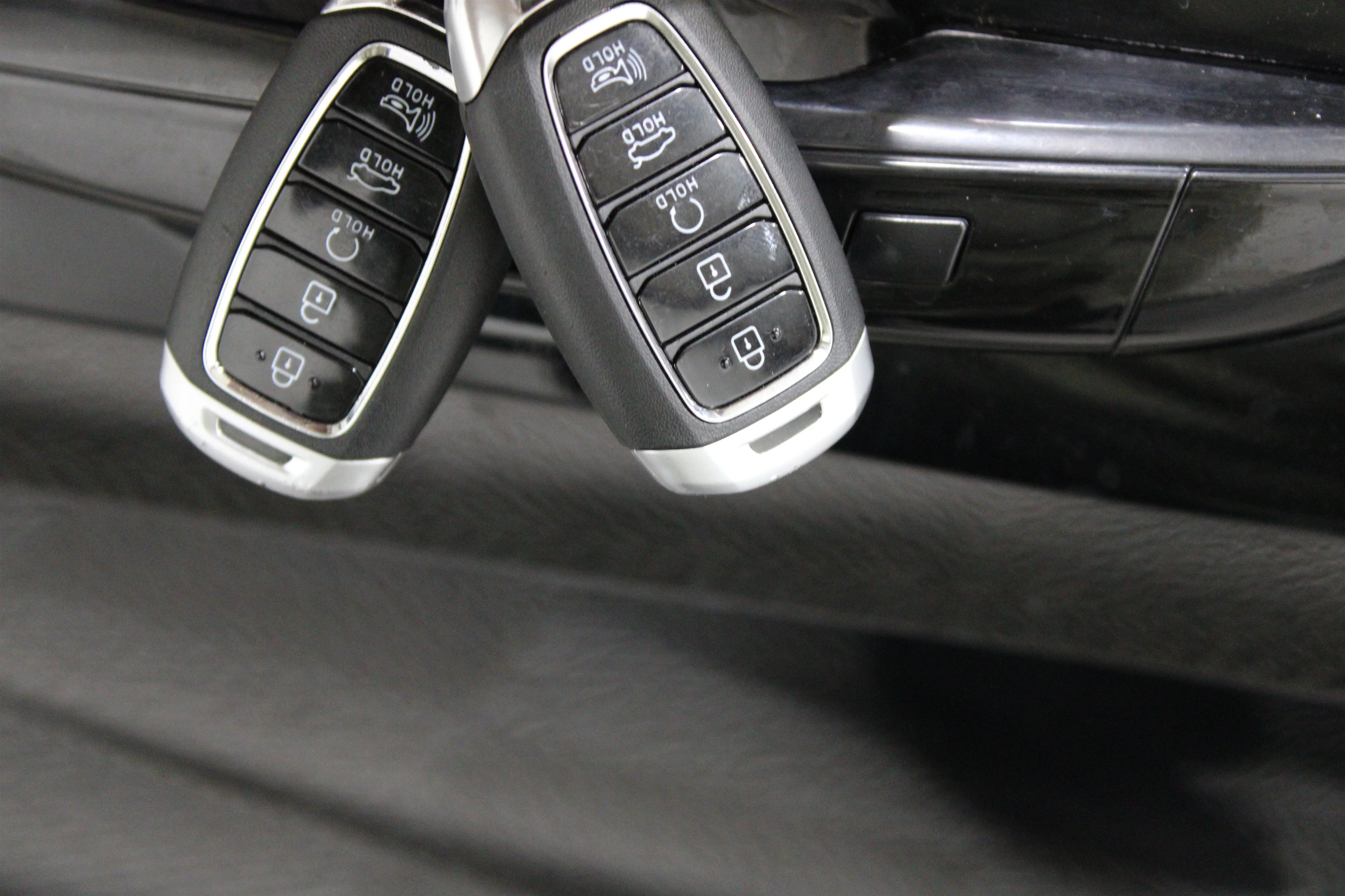 Used 2023 Onyx Black Hyundai SEL image 19