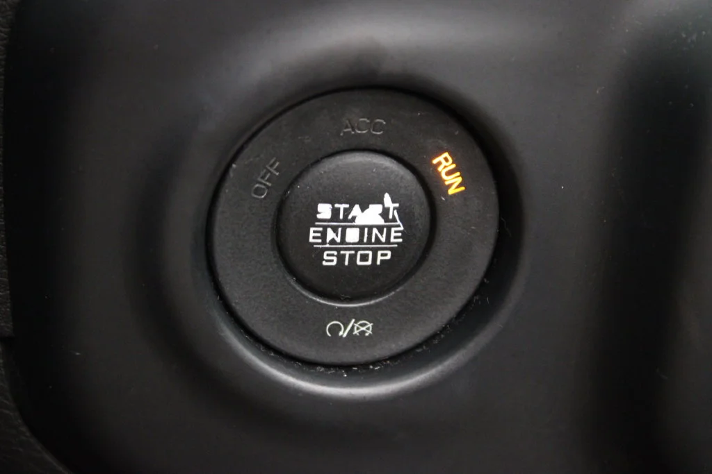 Used 2018 Black Clearcoat Jeep Unlimited Sahara image 25