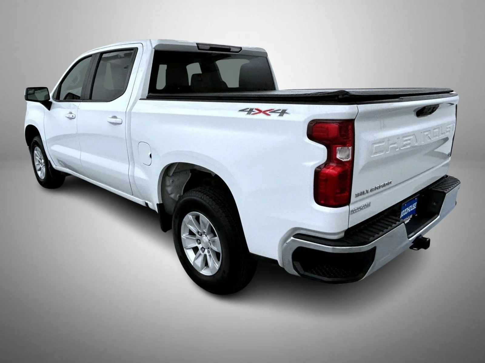 Used 2023 White Chevrolet LT image 7