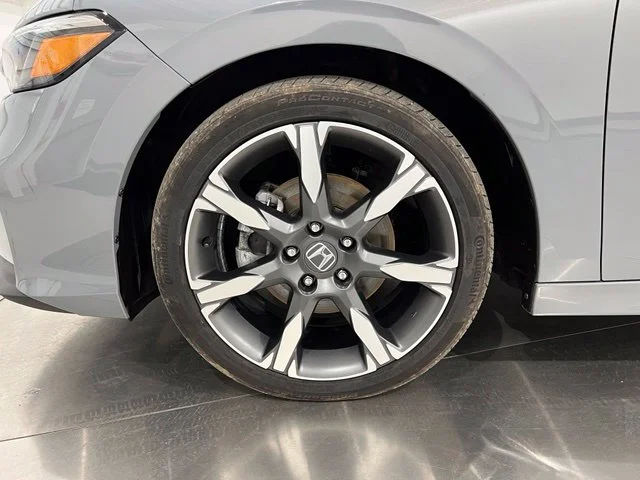 Used 2025 Gray Honda Sport Touring image 22