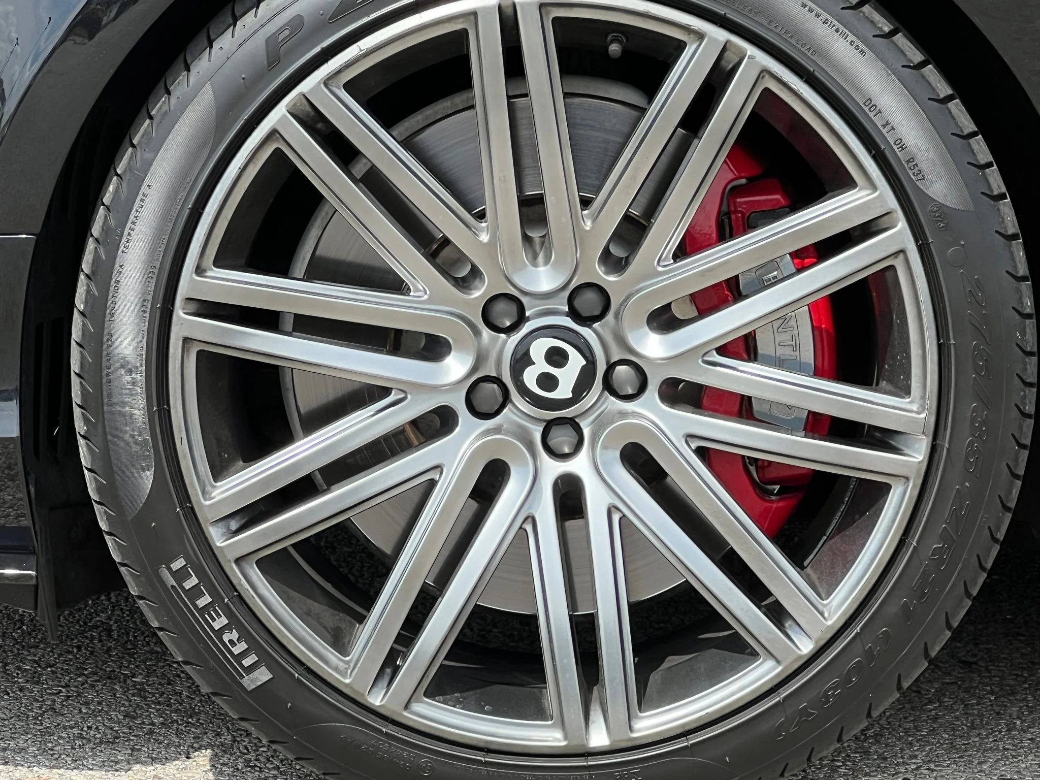 Used 2015  Bentley Speed image 7