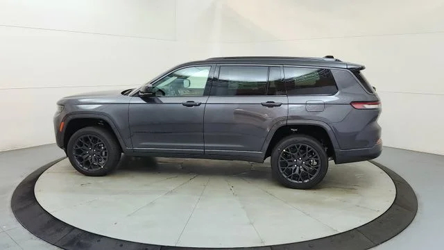 New 2026 Baltic Gray Metallic Clear-Coat Exterior Paint Jeep Summit image 6