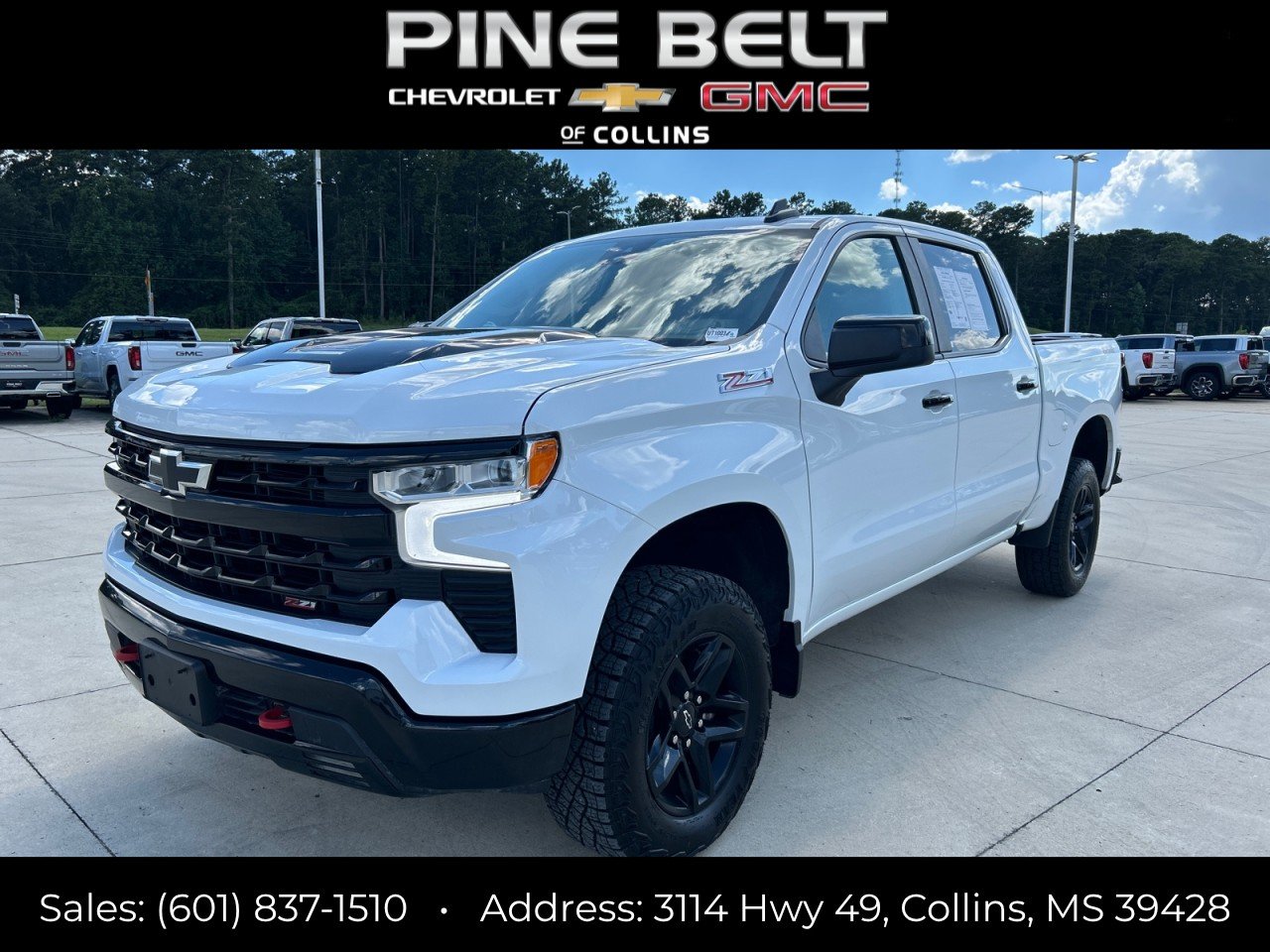 Used 2024 Summit White Chevrolet LT Trail Boss image 1