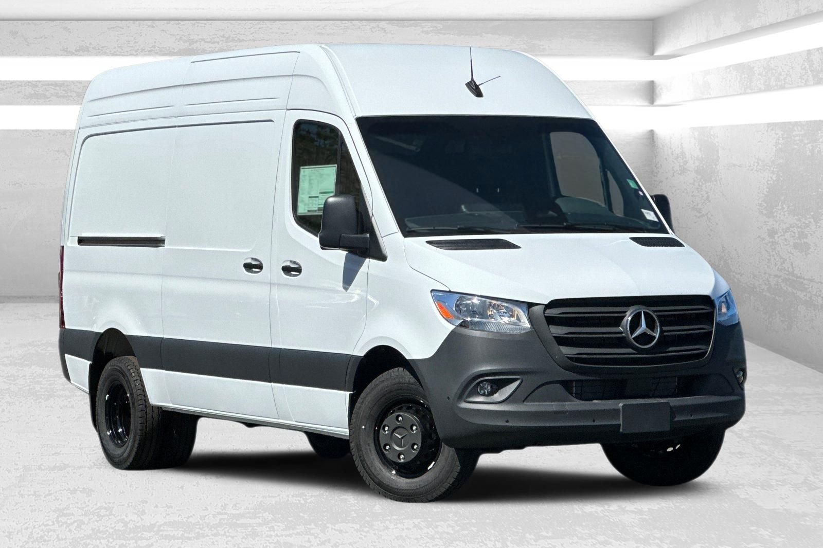 2026 Mercedes-Benz Sprinter 3500 144 WB HO's photo