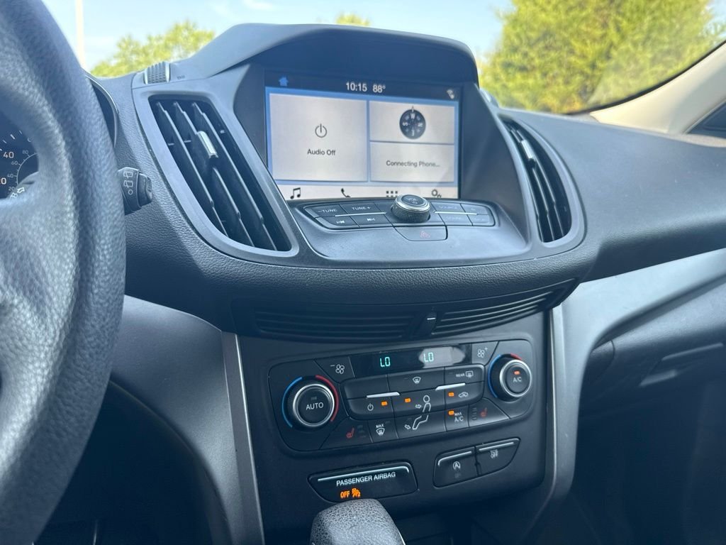 Used 2018 Silver Ford SE image 11