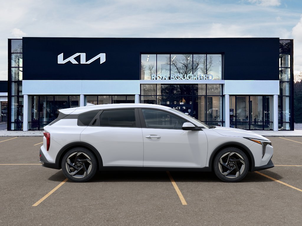 New 2026 Snow White Pearl Kia EX image 3