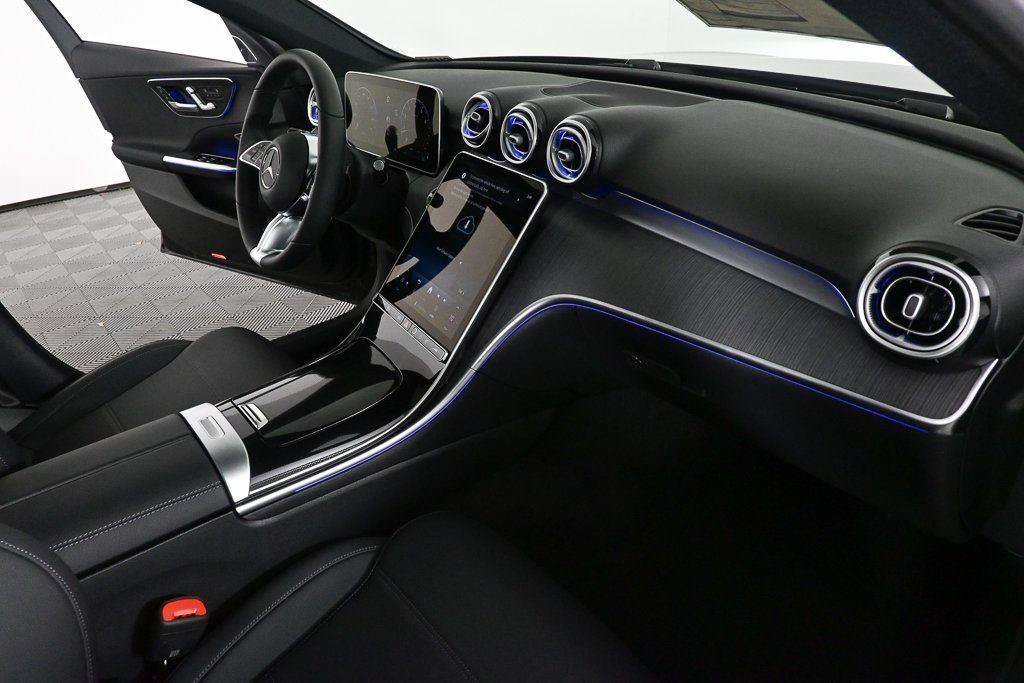 2026 Mercedes-Benz C-Class Sedan C 300 - Photo 60