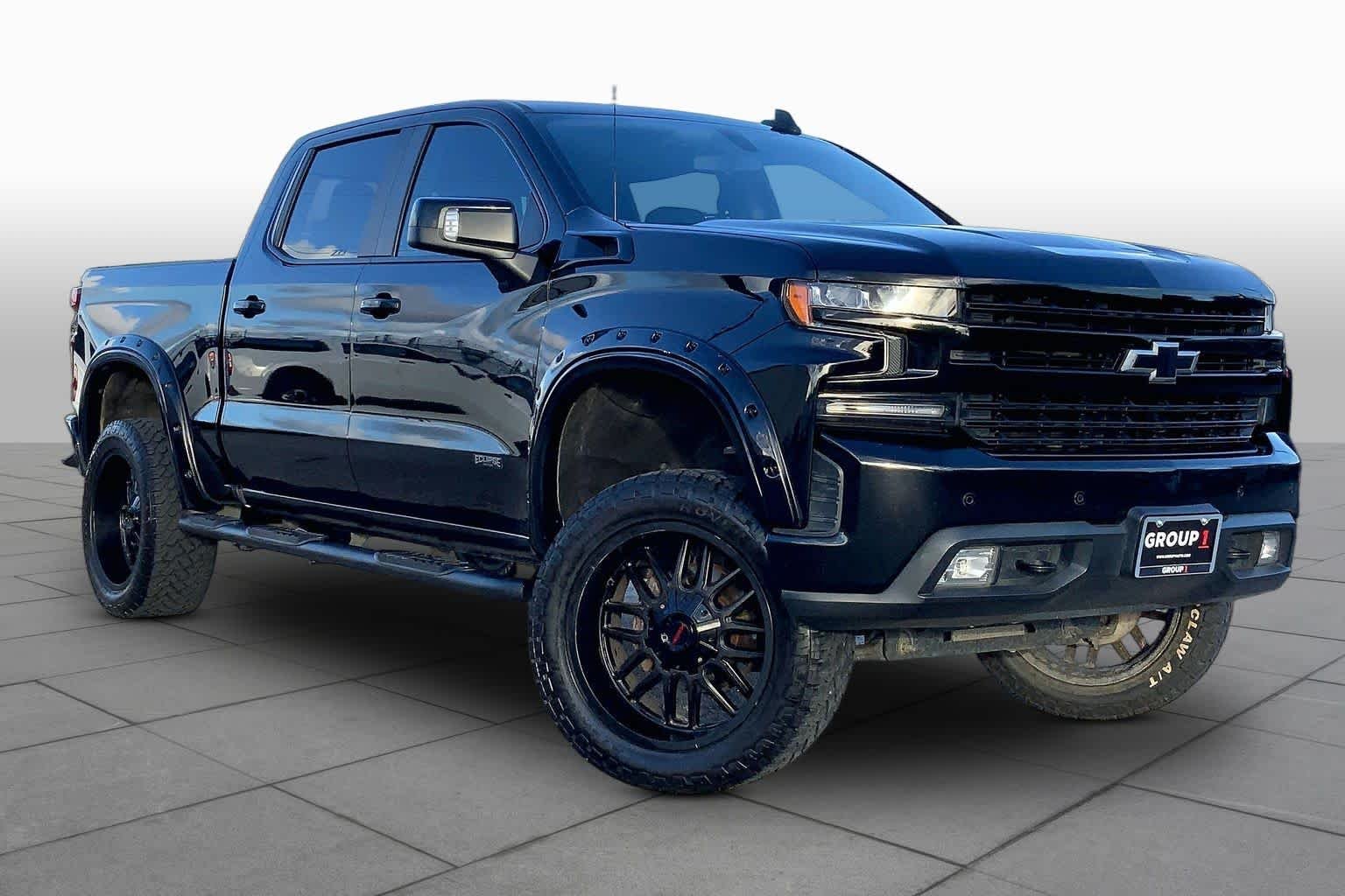 Used 2021 Black Chevrolet RST image 2