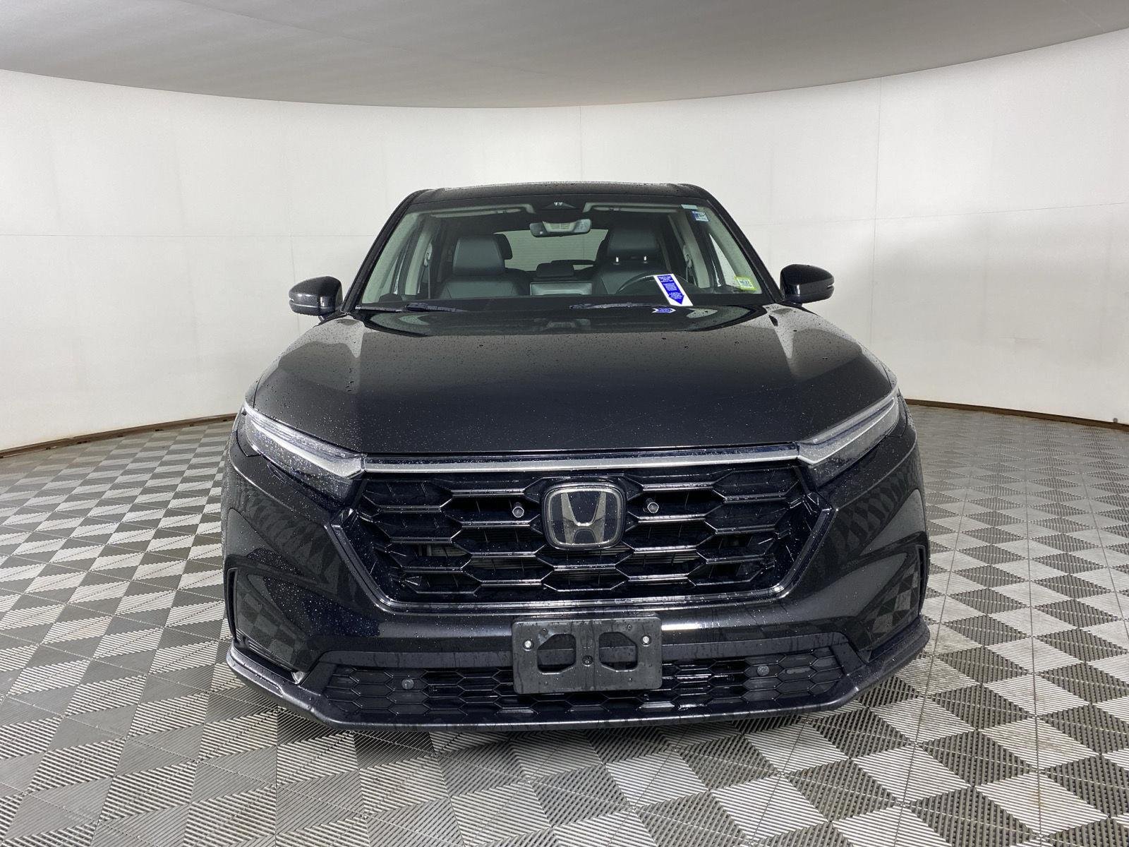 Used 2024 Crystal Black Pearl Honda EX-L image 2