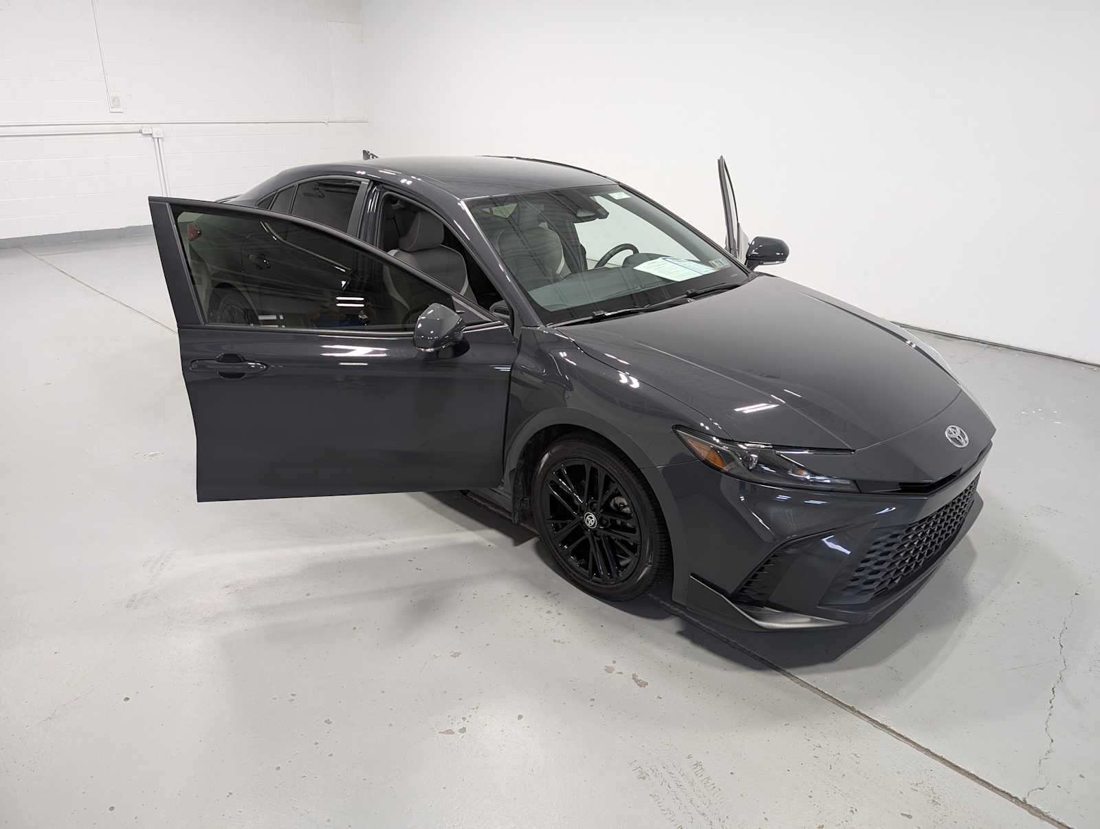 Used 2025 Underground Toyota SE image 16