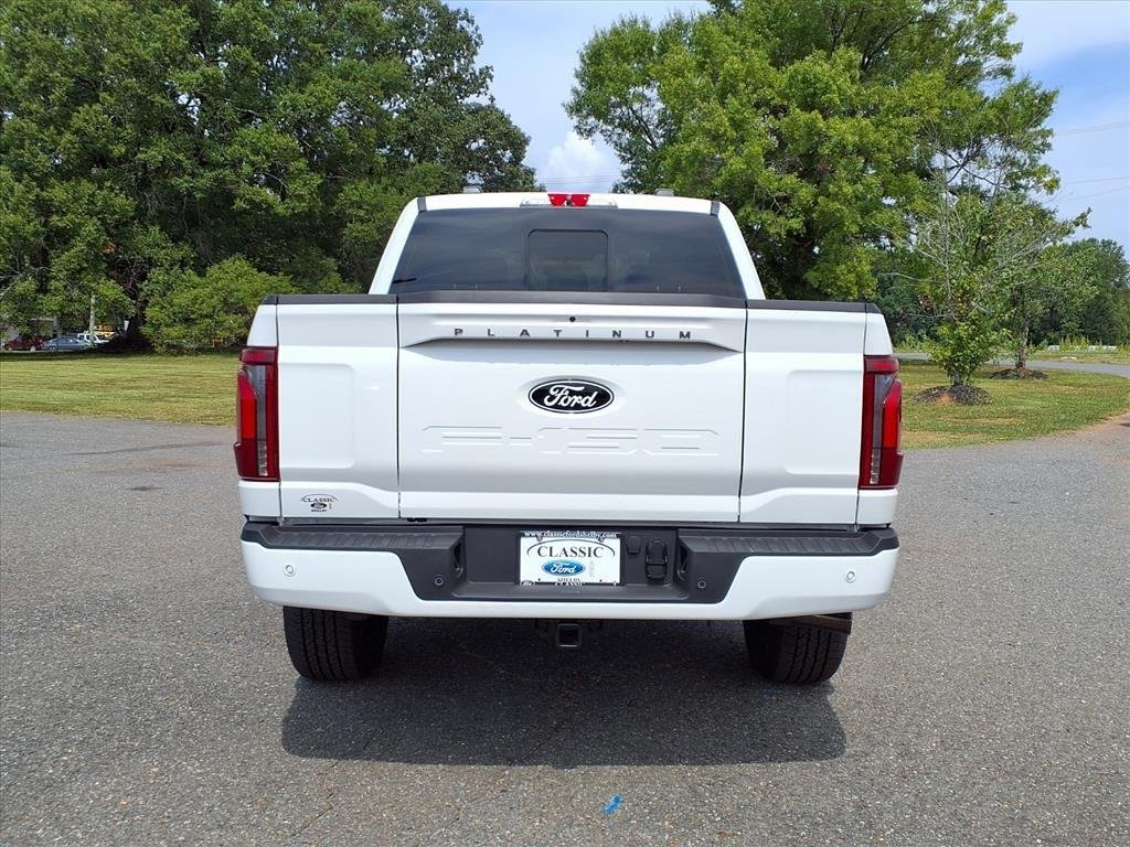 New 2025 Star White Metallic Tri-Coat Ford Platinum image 20