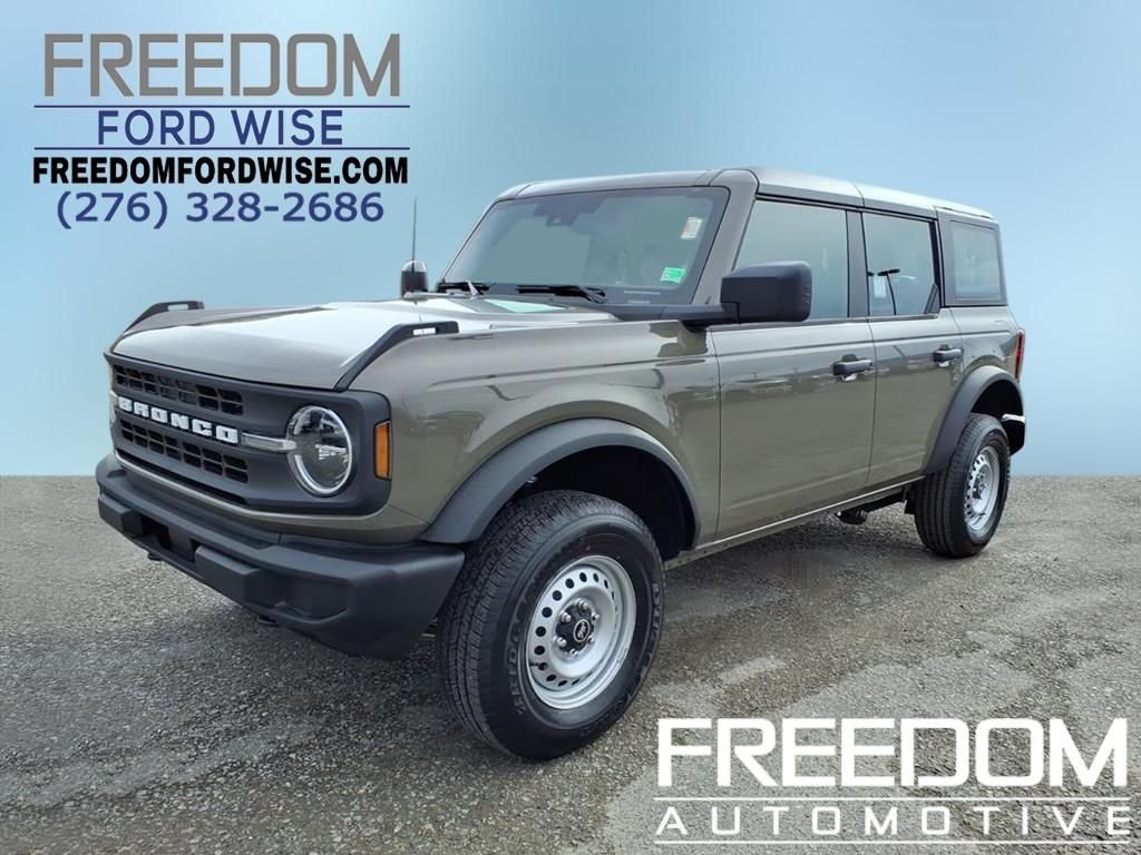 2025 Ford Bronco 4-Door Base
