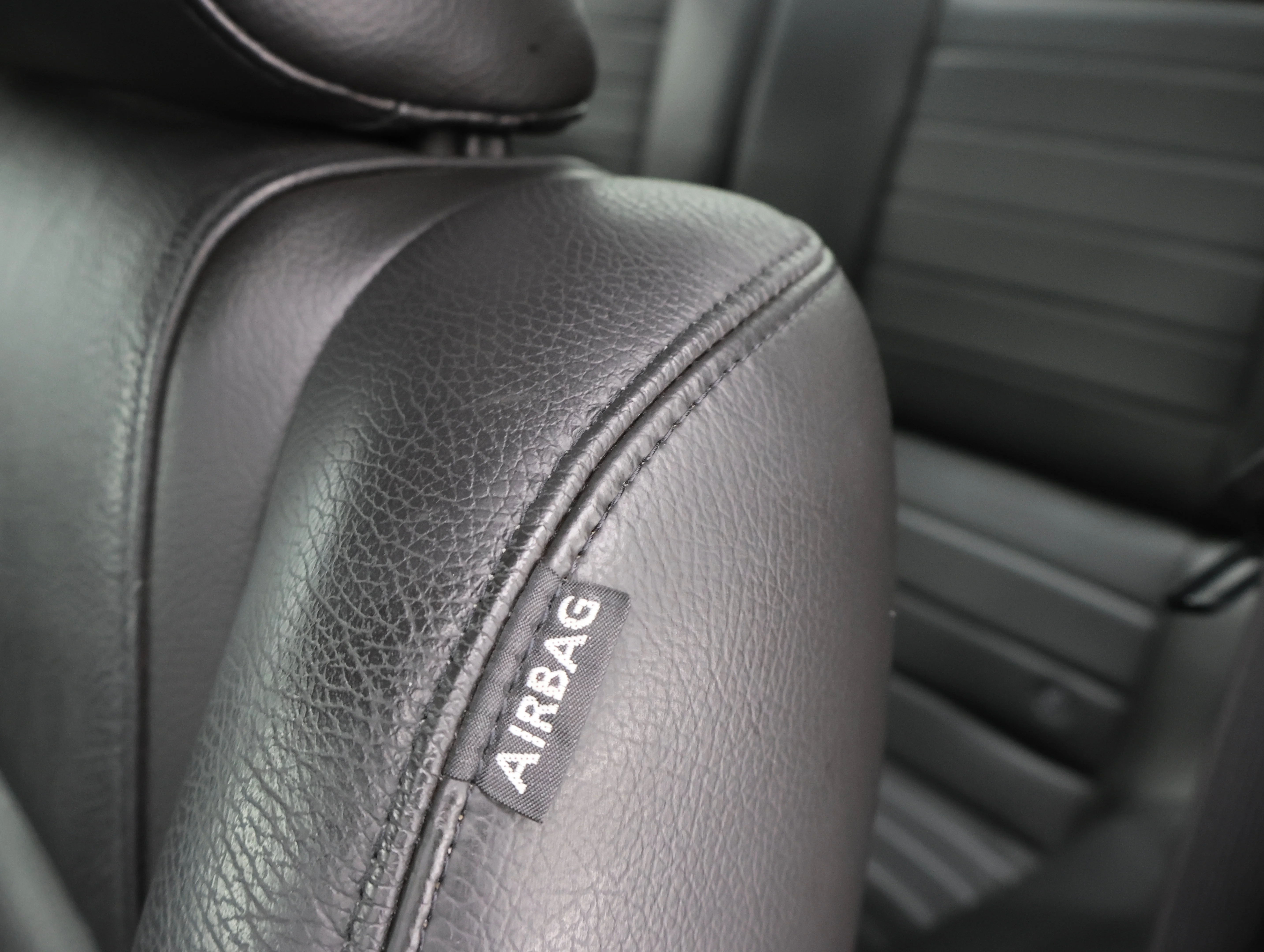 Used 2007 Performance White Ford GT Premium image 41