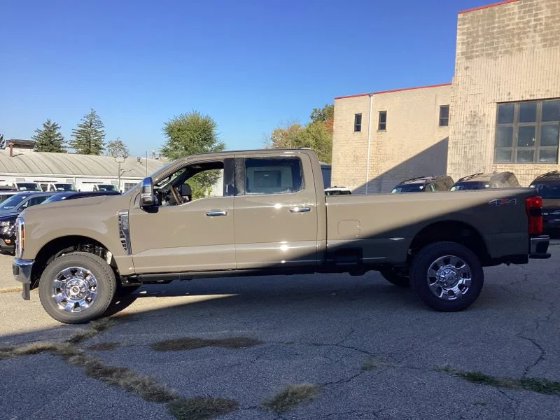 New 2027 Gray Ford King Ranch image 6