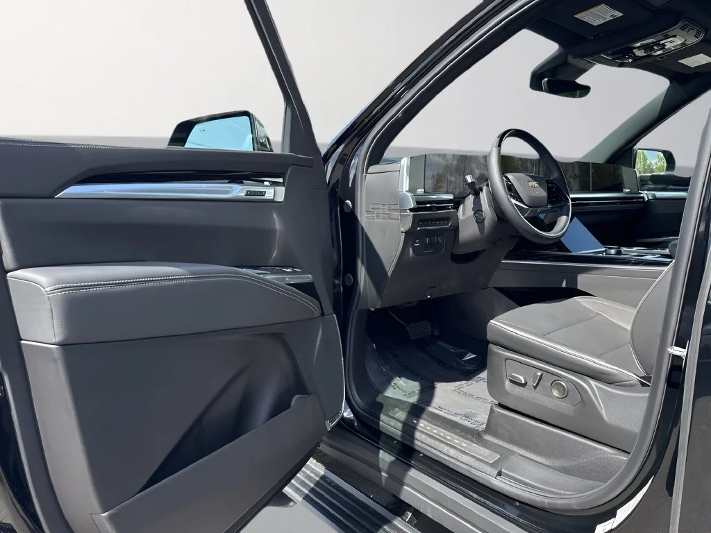 Used 2025 Black Cadillac Sport image 32