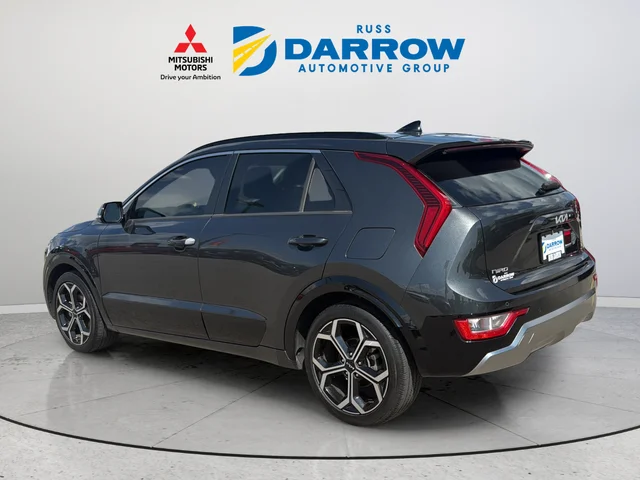 Used 2023 Gray Kia EX Touring image 3