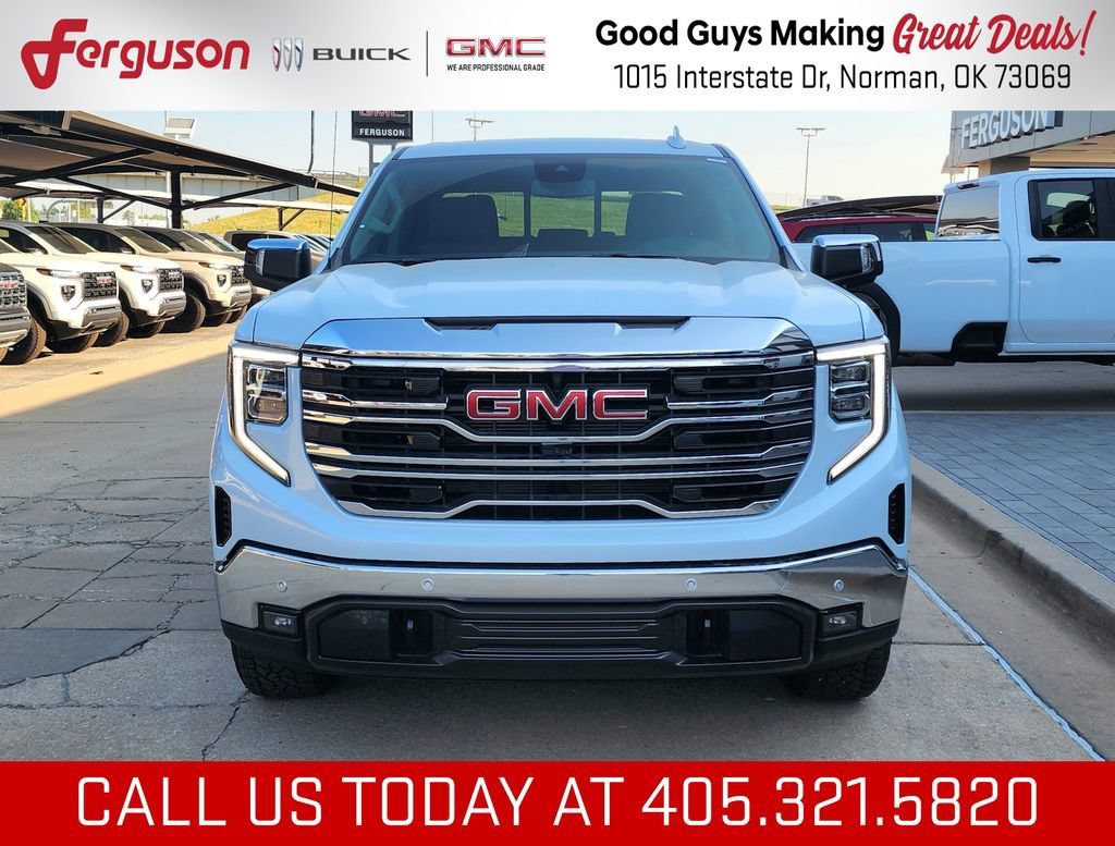 2026 GMC Sierra 1500 SLT - Photo 9