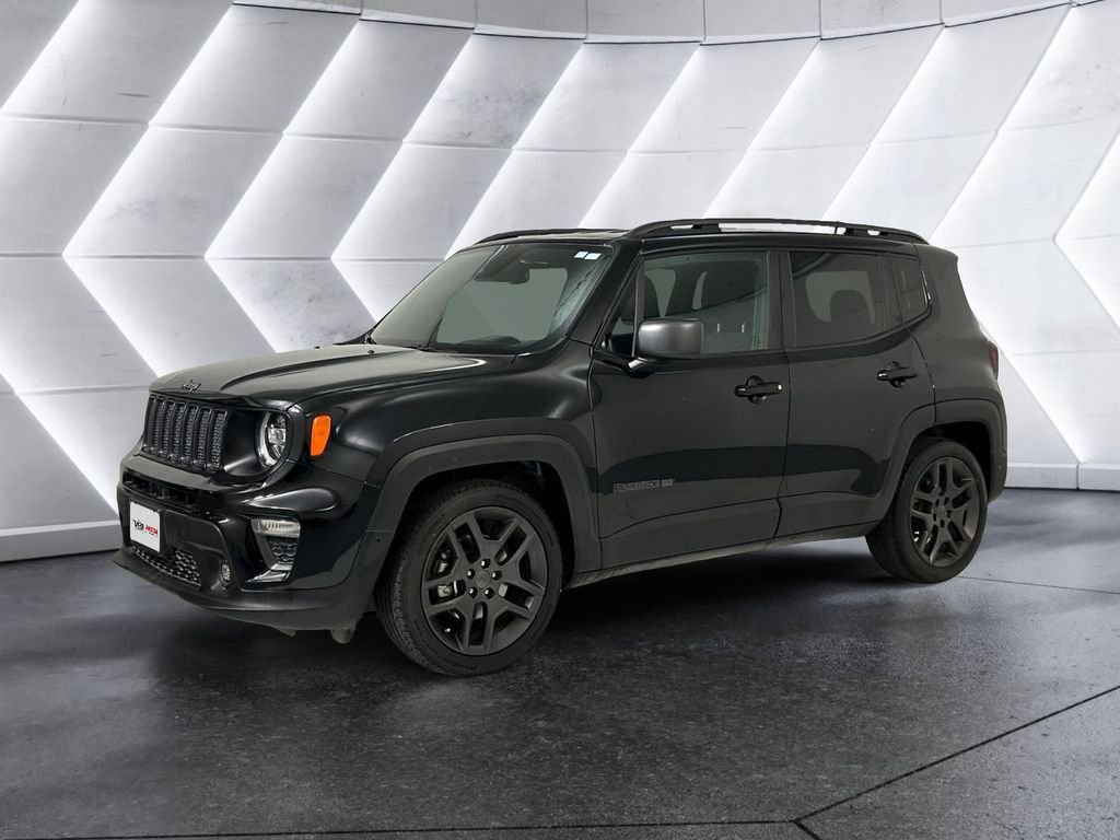Used 2021 Black Jeep Latitude image 3