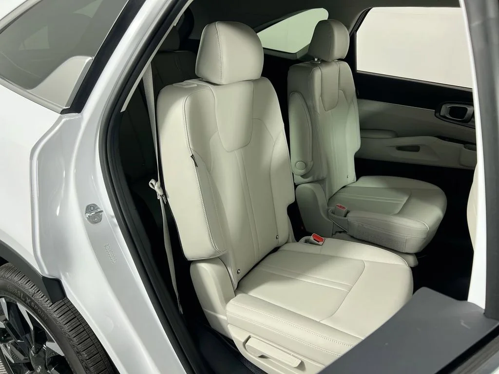 2026 Kia Sorento EX - Photo 28