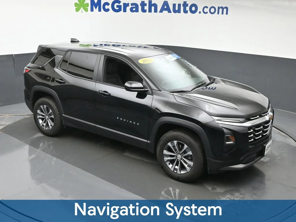 Used 2025 Black Chevrolet LT image 3