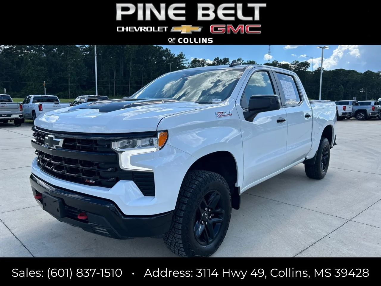 Used 2024 Summit White Chevrolet LT Trail Boss image 1