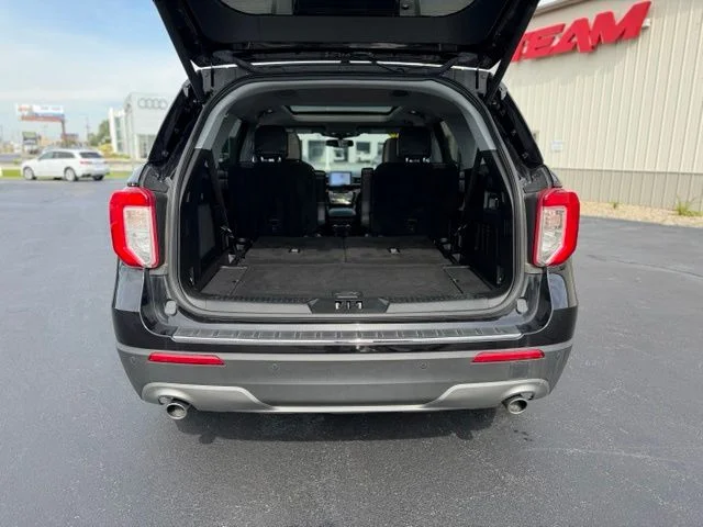 Used 2021 Black Ford Limited image 7