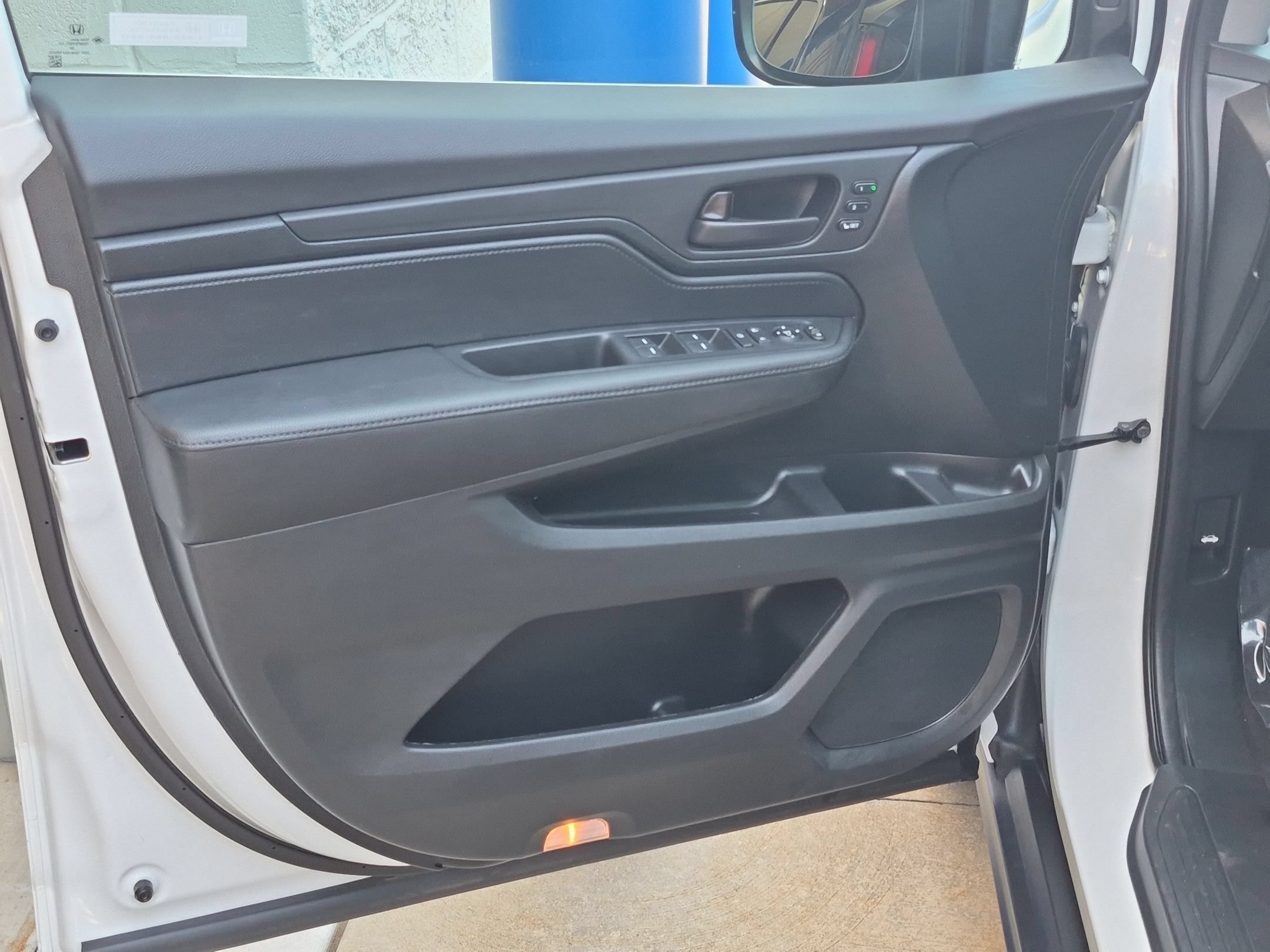 2024 Honda Odyssey EX-L - Photo 12