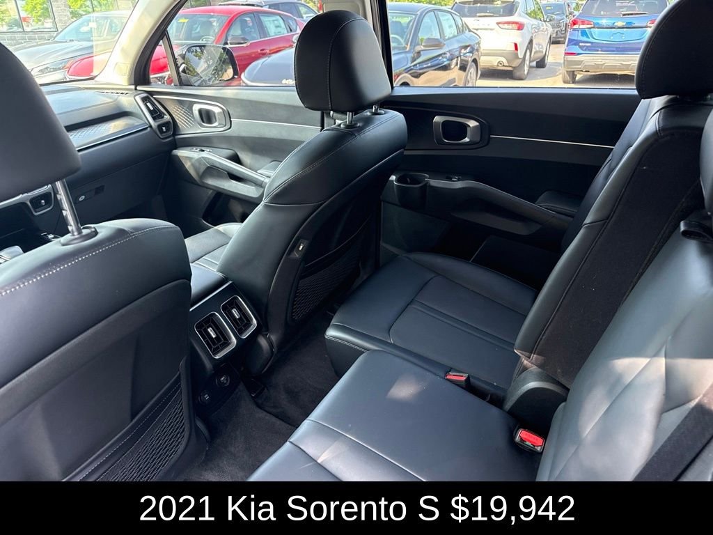 Used 2021 Ebony Black Kia S image 14