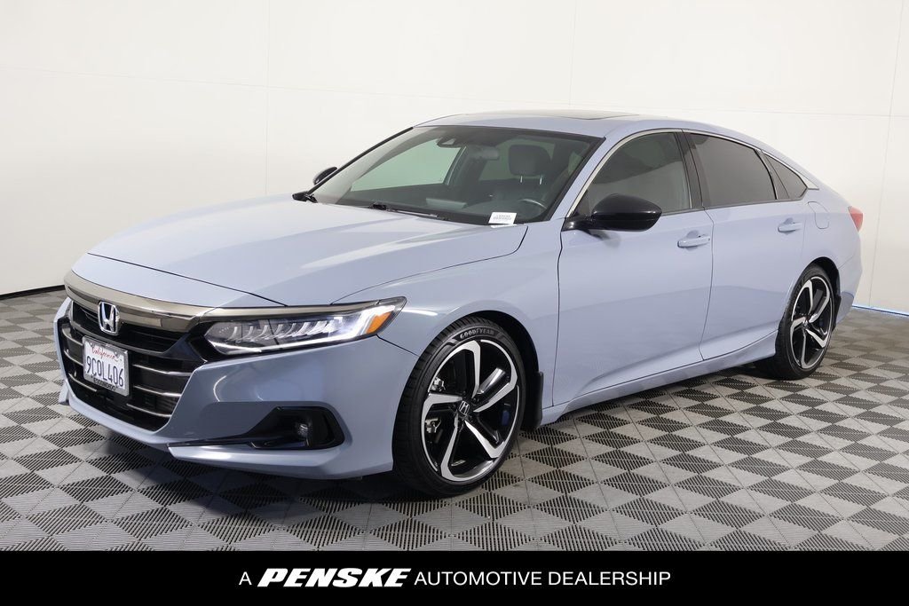 Used 2022 Lunar Silver Metallic Honda Sport 2.0T image 1