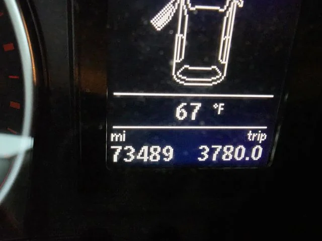 Used 2018 Silver Volkswagen 2.0T image 2