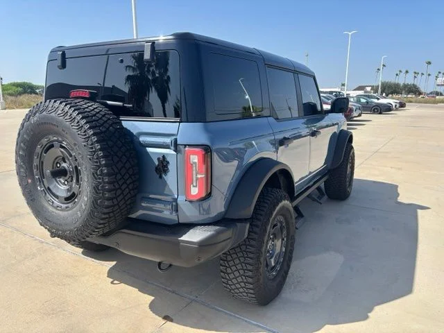 Used 2024 Gray Ford Badlands image 6