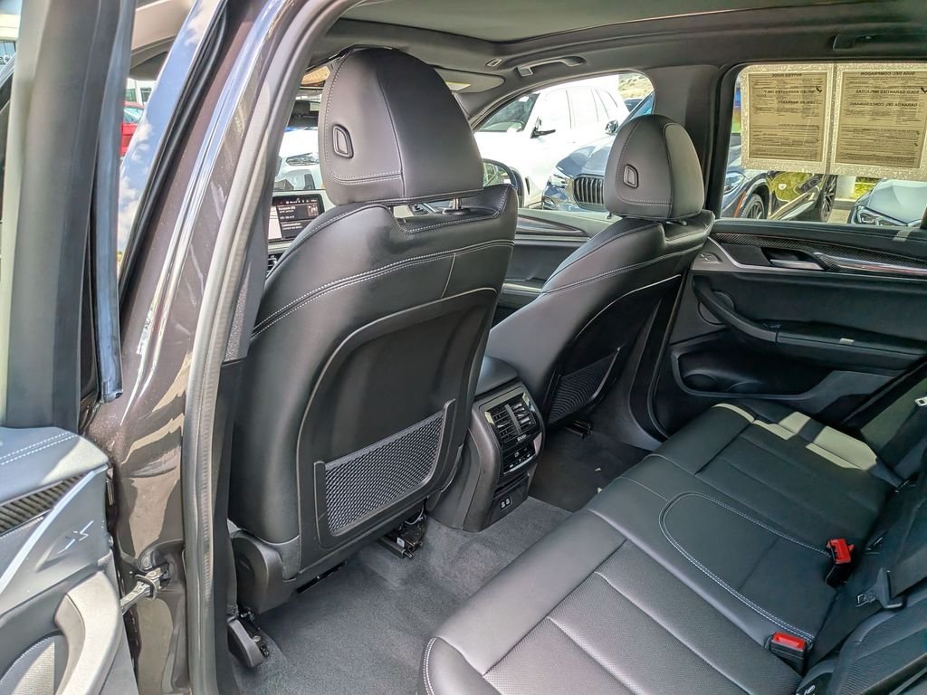 Used 2024 Gray BMW M40i image 33