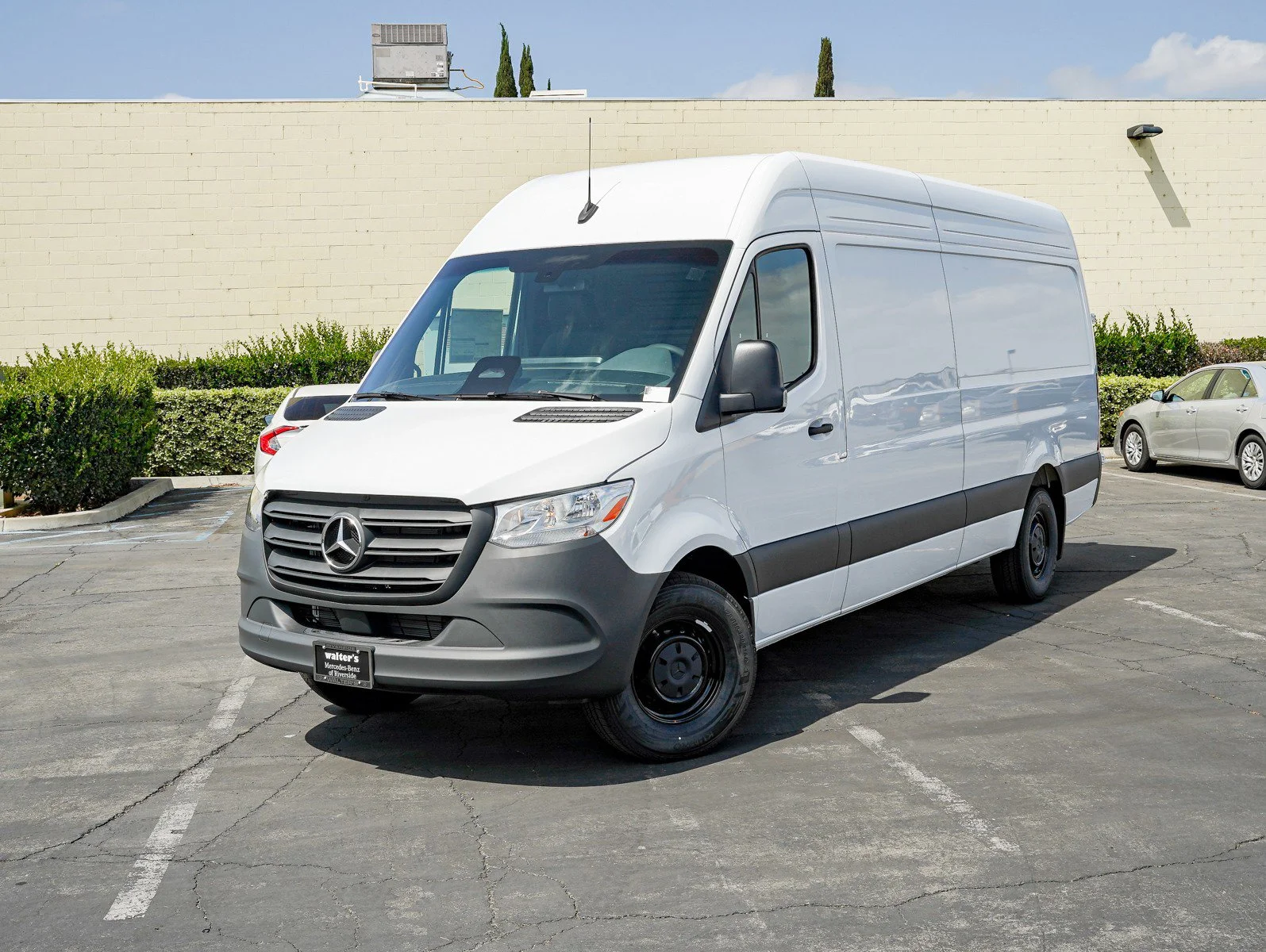 2026 Mercedes-Benz Sprinter 2500 170 WB HO High Roof's photo