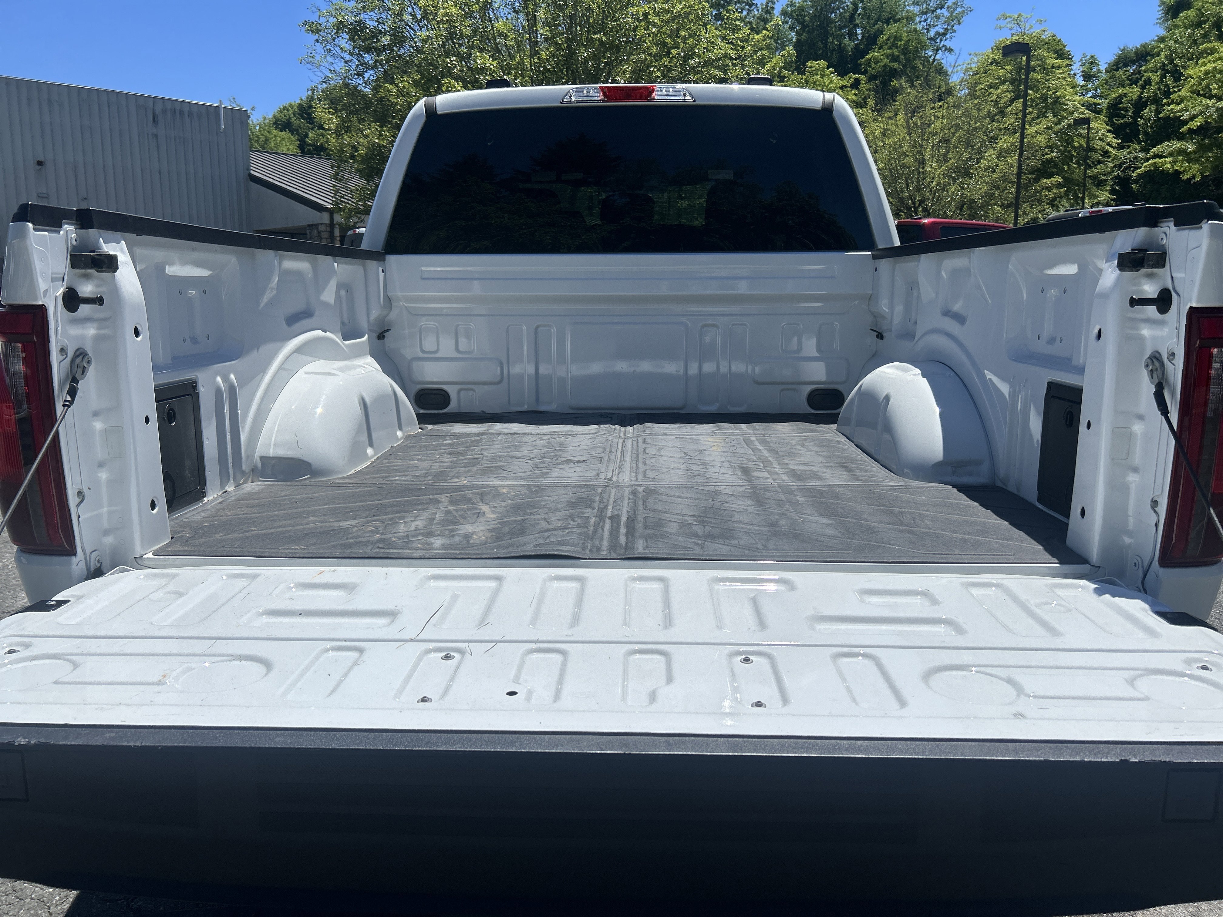 Used 2024 Oxford White Ford STX image 23