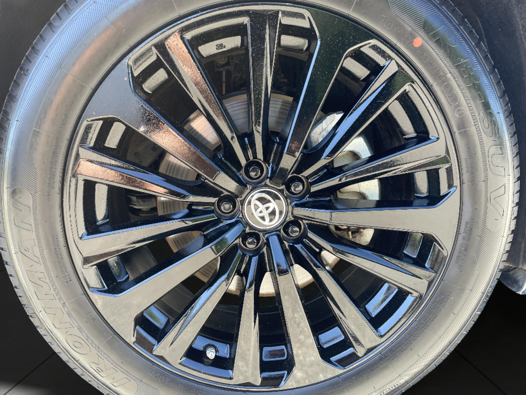 Used 2025 Silver Toyota XLE image 29