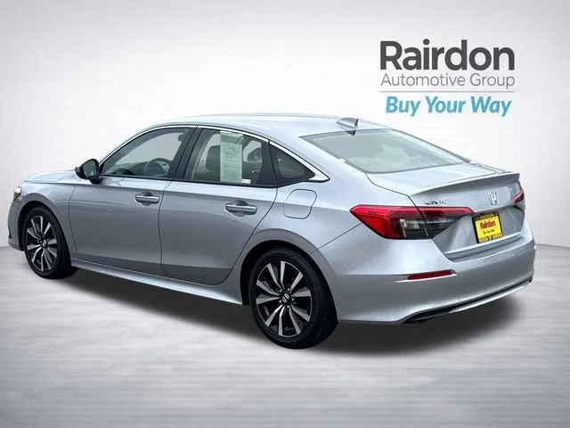 Used 2022  Honda EX image 5