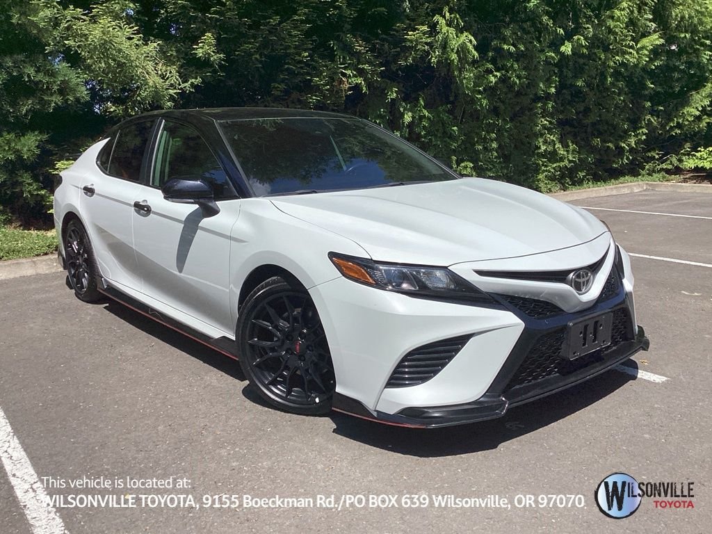2021 Toyota Camry 3.5 Auto V6 TRD's photo