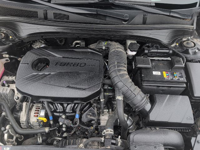 Used 2023 Aurora Black Kia GT image 21