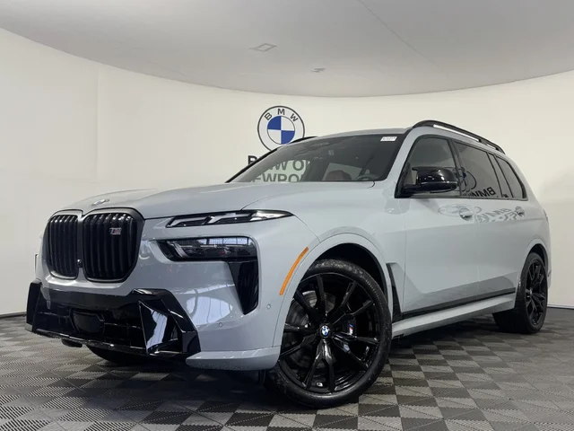 2027 BMW X7 M60i