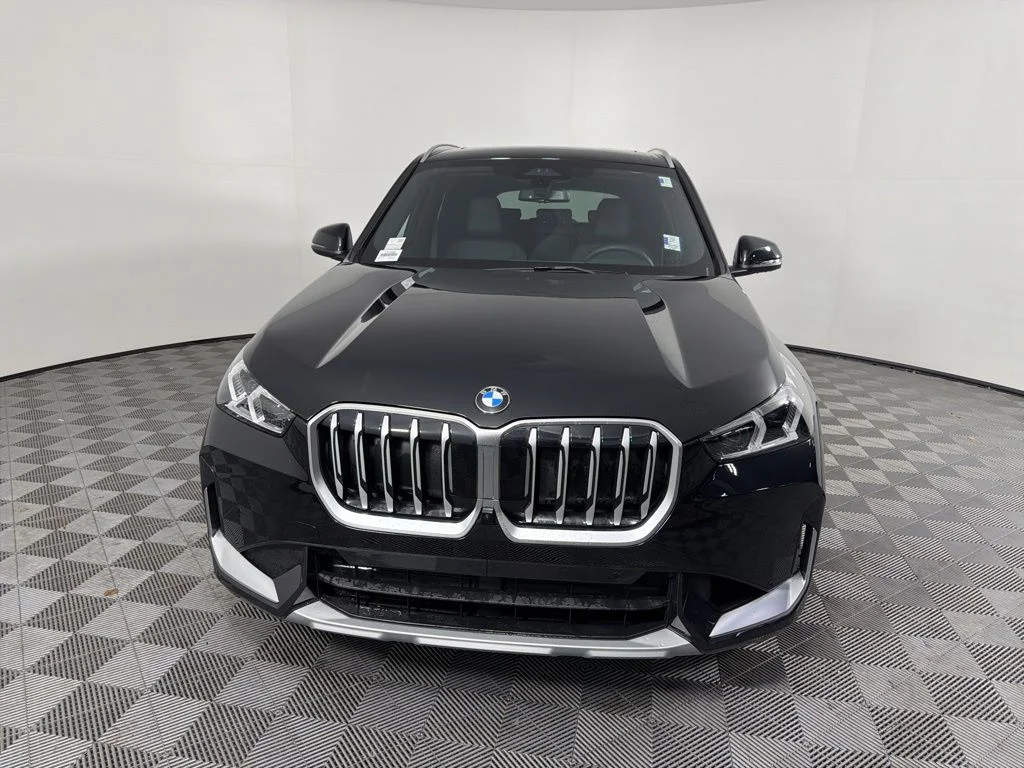 Used 2026 Black Sapphire Metallic BMW xDrive28i image 2