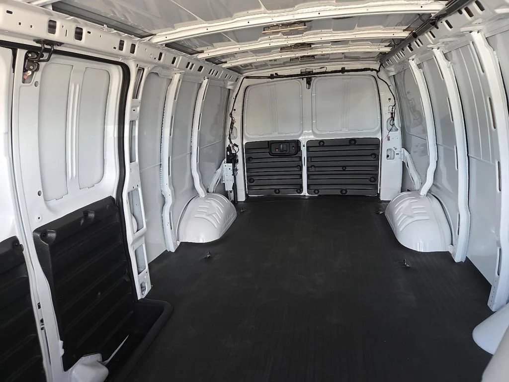 2026 GMC Savana Cargo Work Van - Photo 15
