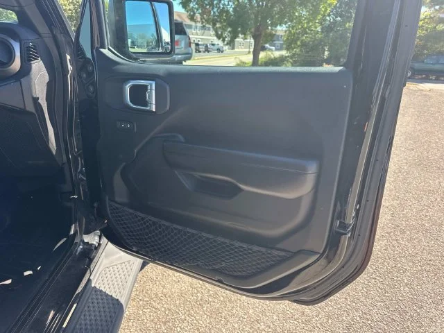 Used 2020 Black Jeep Sport image 15