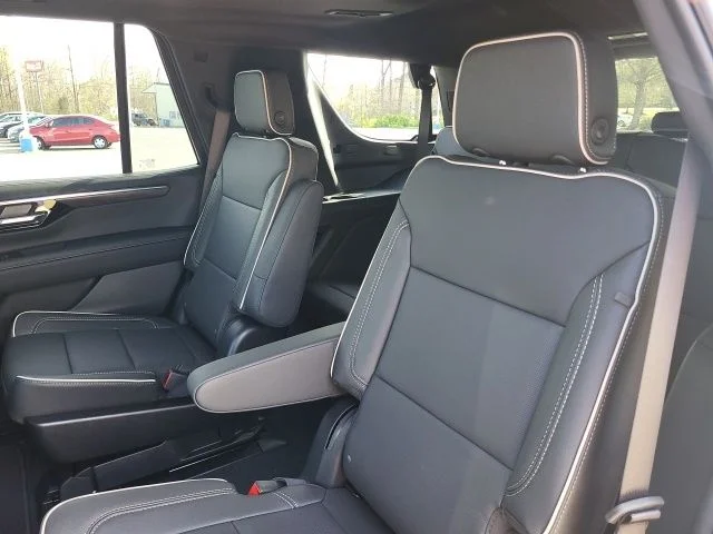 New 2026 Black Chevrolet Premier image 27