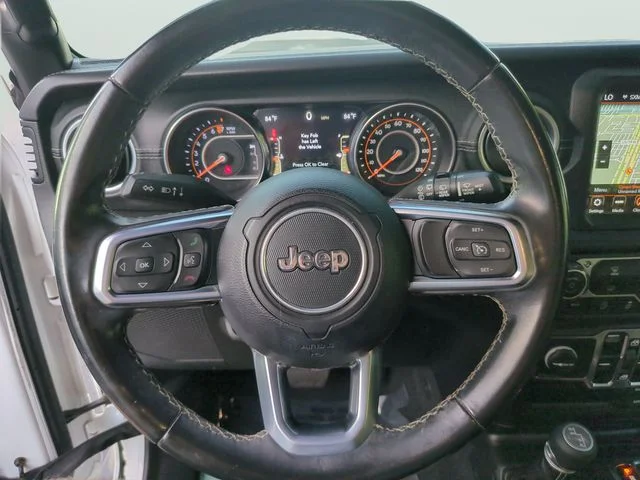 Used 2019 White Jeep Unlimited Sahara image 27