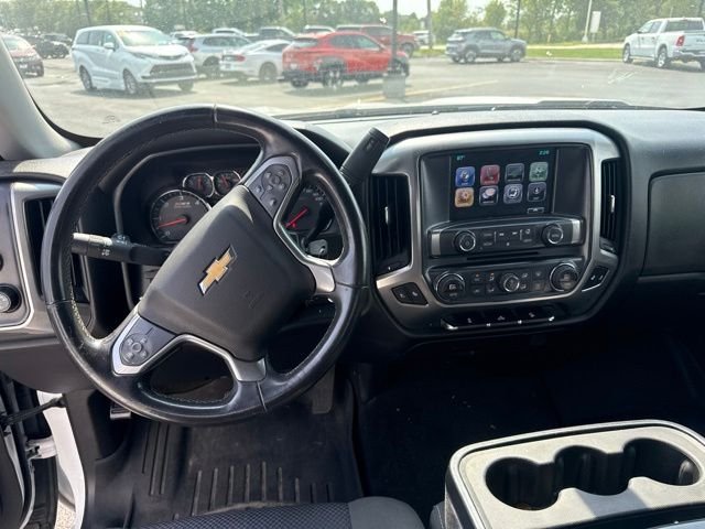 Used 2017 White Chevrolet LT image 10