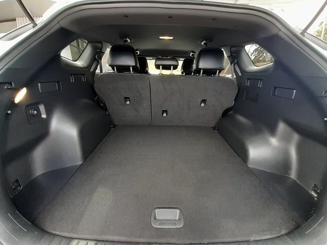 Used 2023 White Kia X-Line image 57