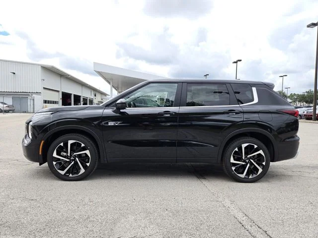 2025 Mitsubishi Outlander Plug-in Hybrid SE - Photo 7