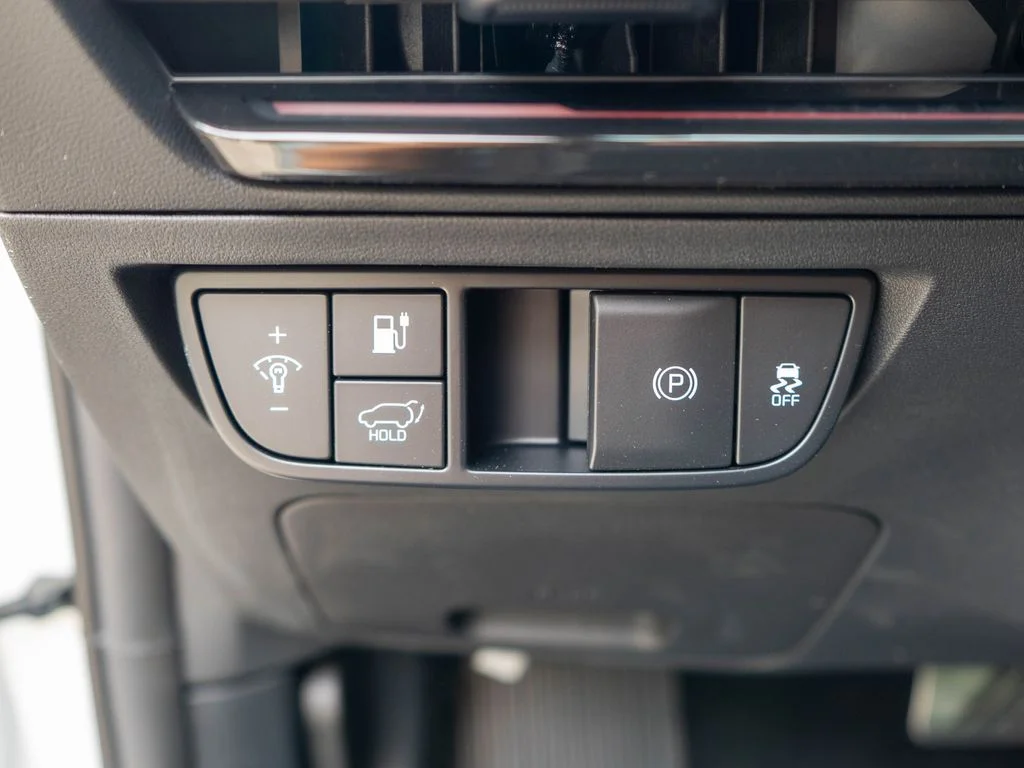 New 2026 Glacial White Pearl / Black Ro Kia GT-Line AWD image 19