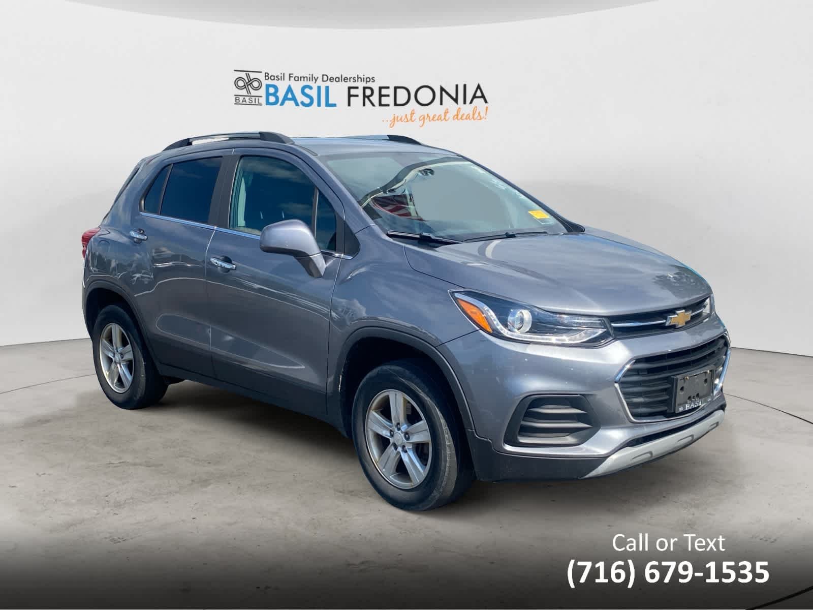 Used 2020 SATIN STEEL METALLIC Chevrolet LT image 12