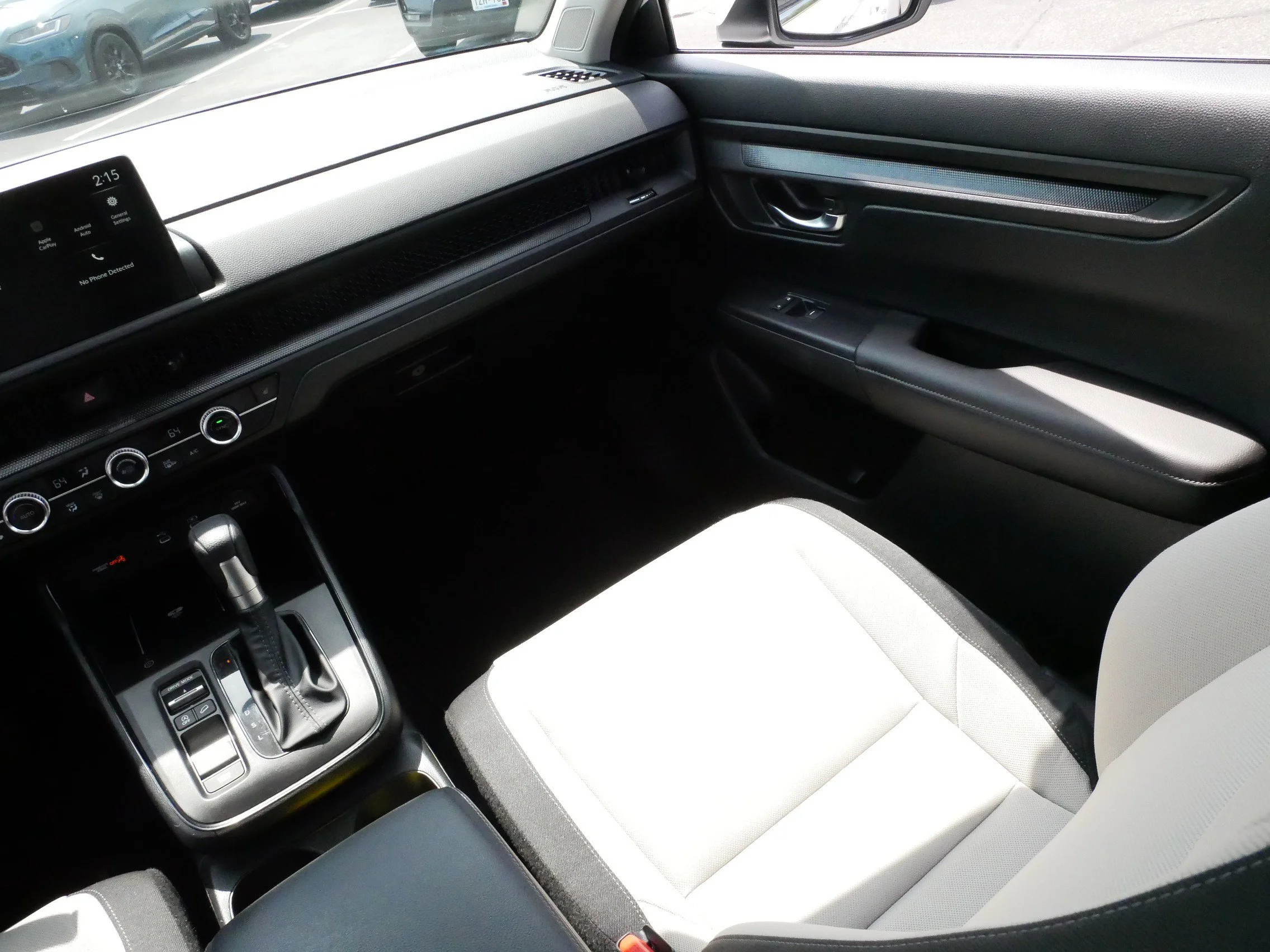 Used 2026 Platinum White Pearl Honda EX image 11